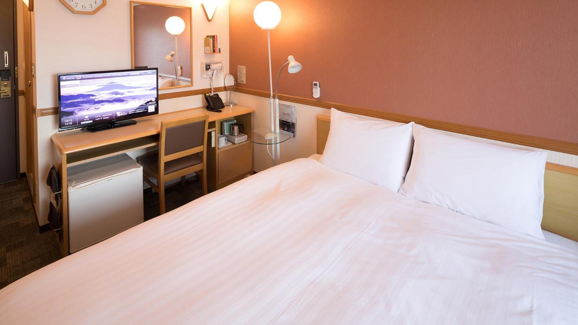 Toyoko Inn Nagoya Owari Ichinomiya Ekimae Номер фото