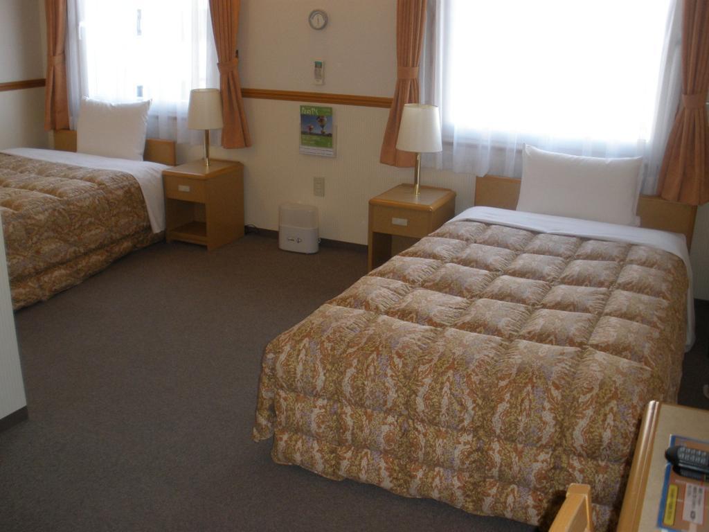 Toyoko Inn Nagoya Owari Ichinomiya Ekimae Экстерьер фото